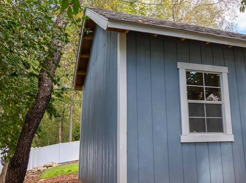 rear view of shed showing no windows on back wall